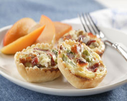 BACON AND MUSHROOM BITE-SIZE QUICHE BACON AND MUSHROOM BITE-SIZE QUICHE