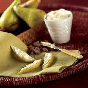 Creamy cheddar spread