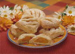 CRISP & FLAKY ORCHARD APRICOT POCKETS