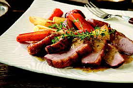 HONEY-THYME DUCK BREASTS WITH ROASTED ROOT VEGETABLES HONEY-THYME DUCK BREASTS WITH ROASTED ROOT VEGETABLES