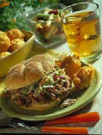 NORTH CAROLINA PULLED PORK BBQ SANDWICHES