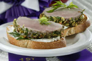 PISTACHIO-CRUSTED PORK TENDERLOIN BRUSCHETTA