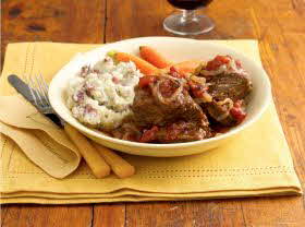 Beef Short Ribs With Tomato Wine Sauce