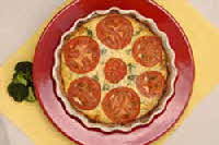 broccoli swiss quiche with tomatoes