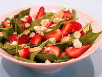 strawberry spinach salad